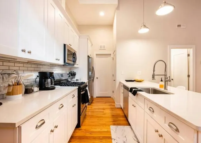 Apartamento Luxurious Downtown 3 Bed 2 Bth