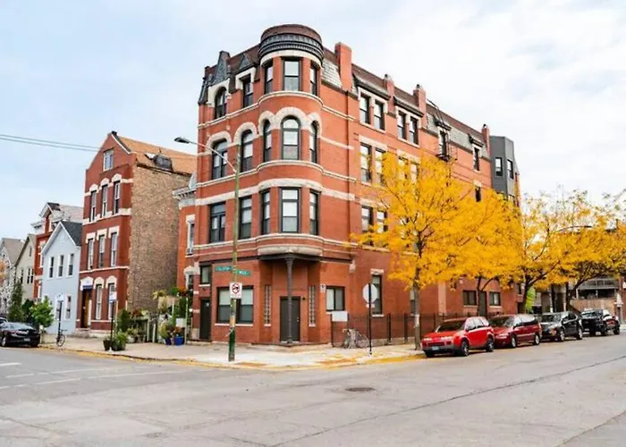 Luxurious Downtown 3 Bed 2 Bth * Chicago